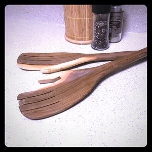 “Hand”y Two-Toned Carved Servers